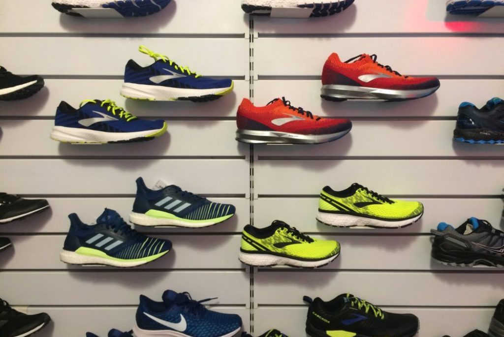 scarpe-running-brooks-adidas-demo-sport